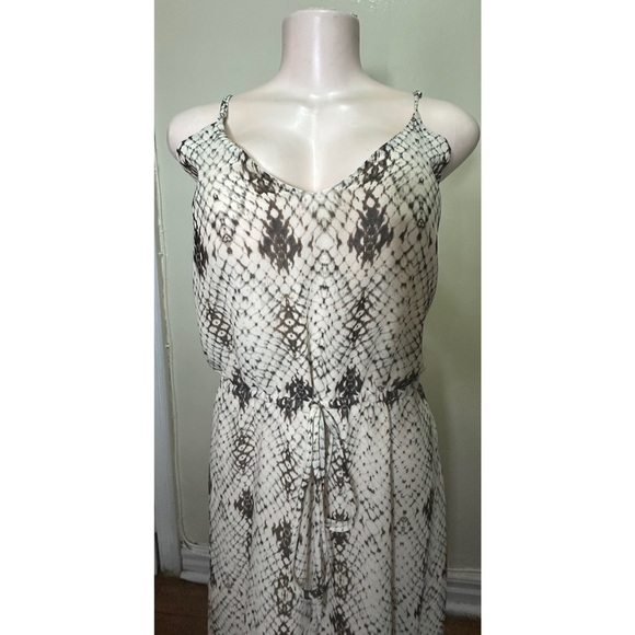 NWT LAVENDER BROWN Elegant Sleeveless Patterned Dress - Picture 5 of 10
